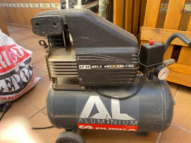 Compresor de aire LT 25 1.5 HP