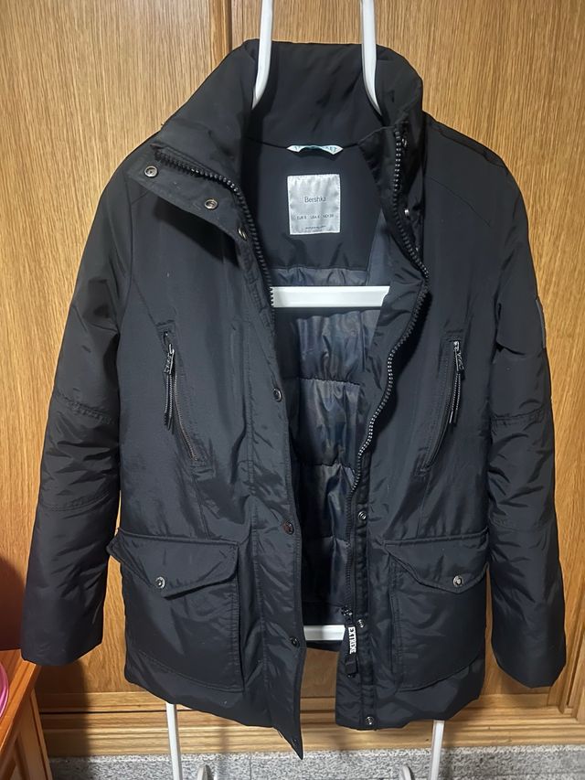 Chaqueta Invierno Bershka Negra