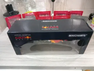 Minichamps Aston Martin Red Bull RB16