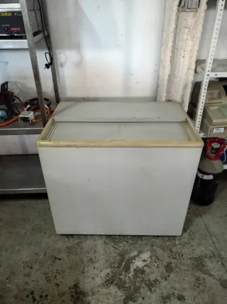 Botellero Refrigerado Industrial Mahou desde 100€