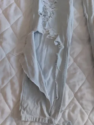 Calças ganga rasgadas Lefties