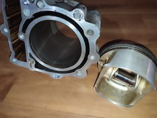 Cilindro y pistón BMW F650GS 2003