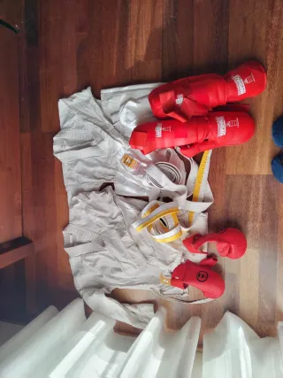 Equipaje Karate Niño Blanco y Rojo