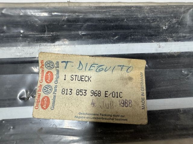 MOLDURA PUERTA DERECHA AUDI 80 ORIGINAL