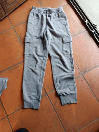 Pantaloni tuta Jordan bambino 10/12 anni 132- 147c