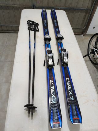 Esquís Head Cyber 24x 170 + Bastones