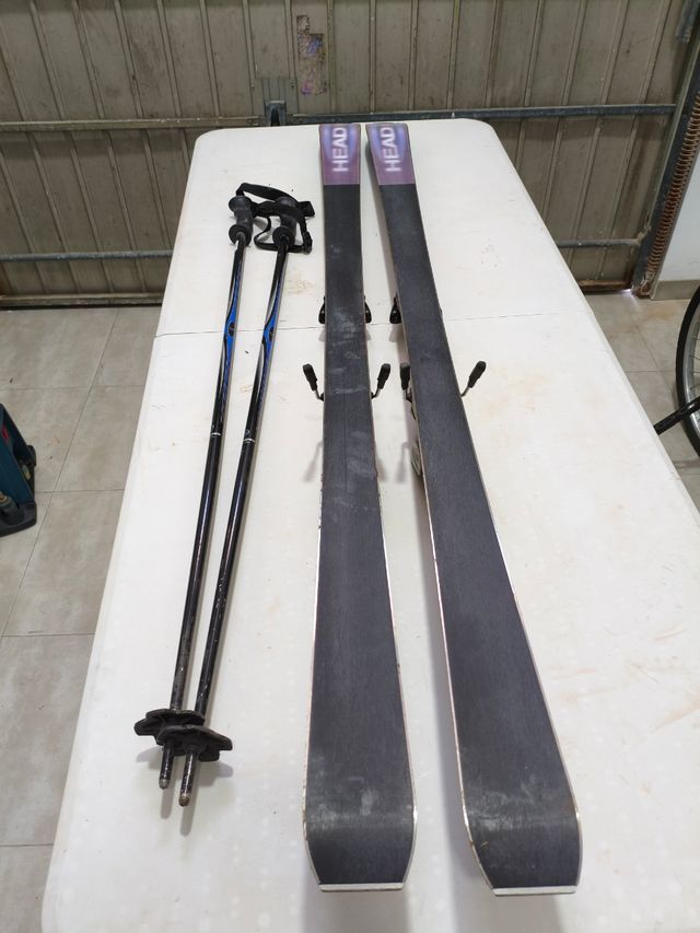 Esquís Head Cyber 24x 170 + Bastones