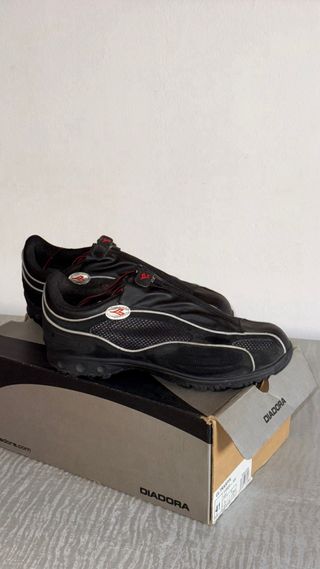 Zapatillas Diadora Montaña Negras