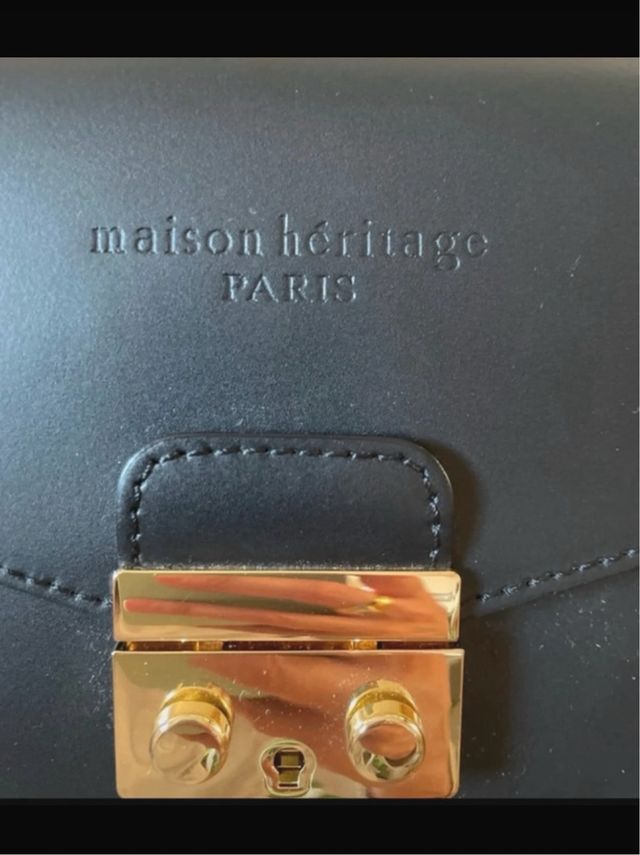 Bolso Negro Maison Heritage Dorado