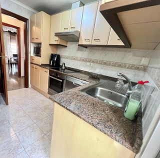 Piso vistas a dos calles.