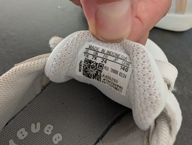 Zapatillas Adidas niño/niña Talla 24