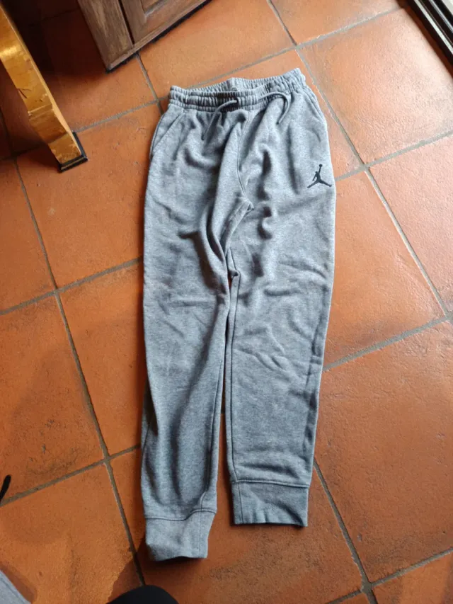 Pantaloni tuta Jordan bambino 10/12 anni