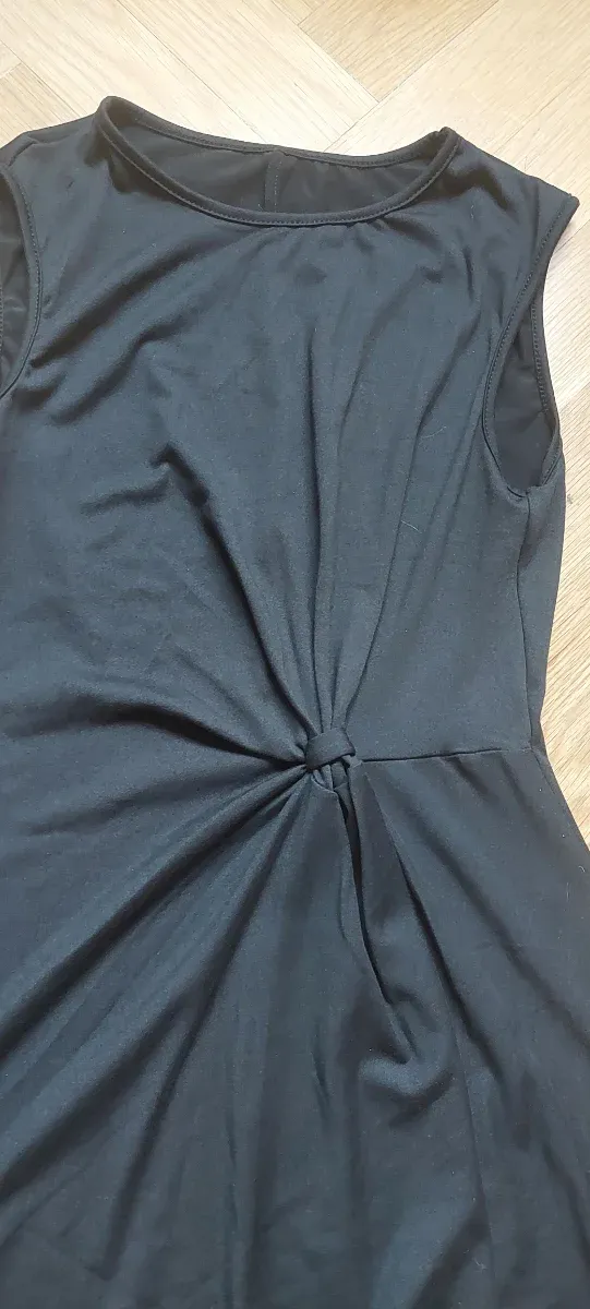 Vestido negro fluido