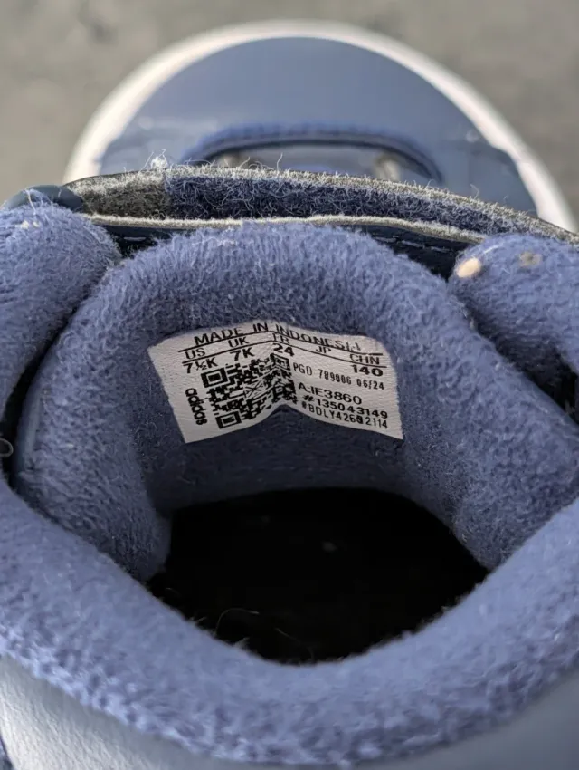 Zapatillas Adidas niño Talla 24