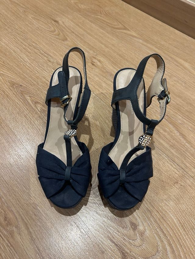 Zeppe blu eleganti e comode