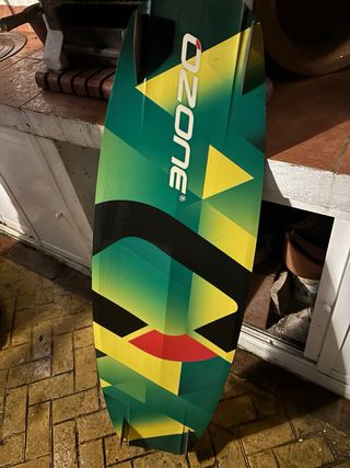 Tabla Kitesurf OZONE Code V2 NUEVA