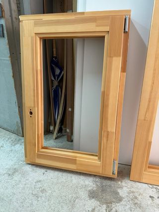 Ventanas de madera nuevas