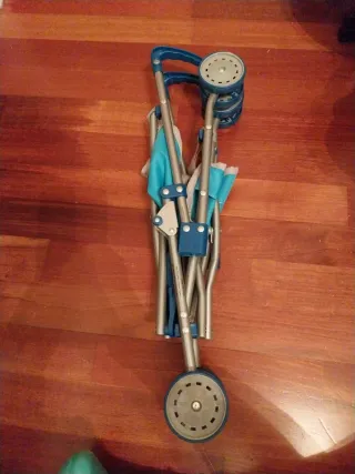 Sillita de muñeco azul