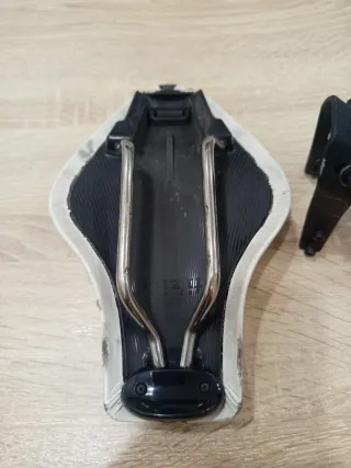 Sillín Triatlón Adamo triatlón soporte trasero