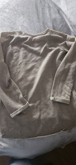 Jersey plateado y beige