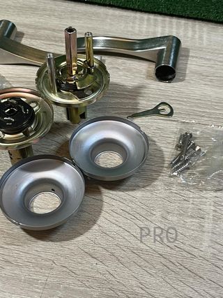 Manilla de paso con picaporte Amig