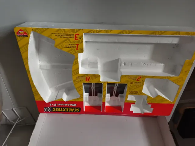 Scalextric McLaren F-1