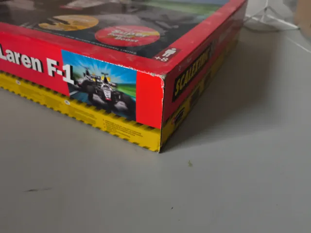 Scalextric McLaren F-1