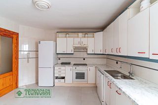 Piso en venta en Pabellón - Estación - El Corte Inglés en Ejido (El)