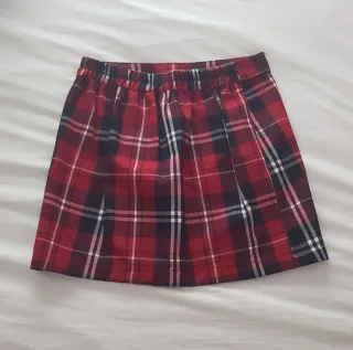 Falda cuadros roja Lefties