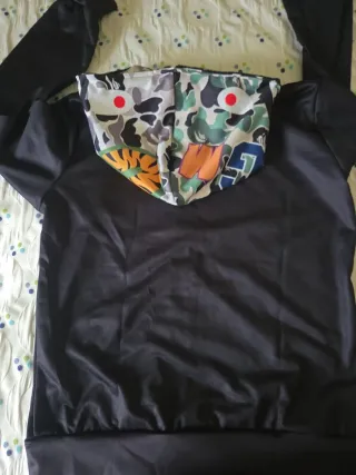 Sudadera con cremallera y capucha Talla L