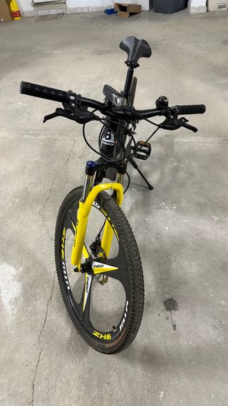 Bicicleta Montaña Helliot Bangkok Negra/Amarilla