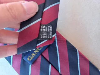 Cravatta Gancia seta righe blu e rosse