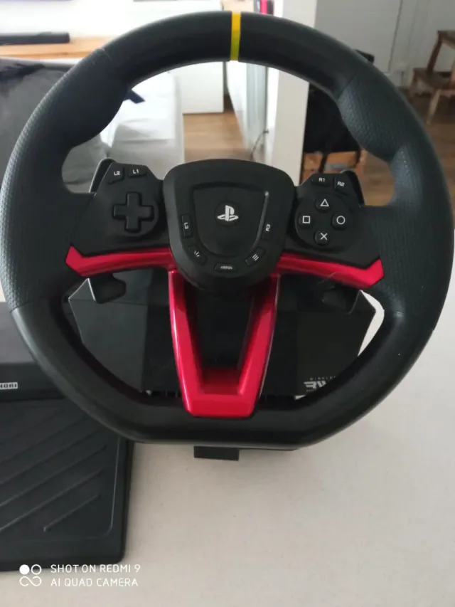Hori Wireless Racing Wheels Ápex  PlayStation 4/5