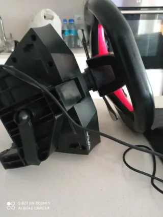 Hori Wireless Racing Wheels Ápex  PlayStation 4/5