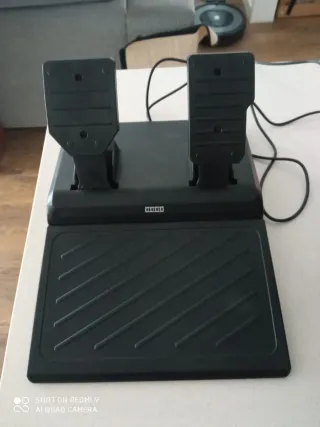 Hori Wireless Racing Wheels Ápex  PlayStation 4/5