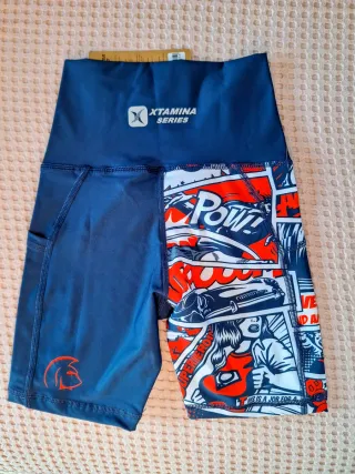 Mallas cortas Titan Box Wear mujer cómic