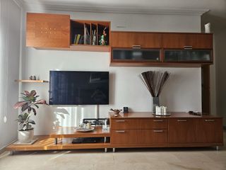 Mueble de comedor completo madera y cristal