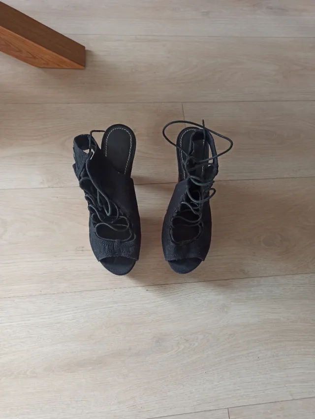 Zapatos de tacón de plataforma con cordones