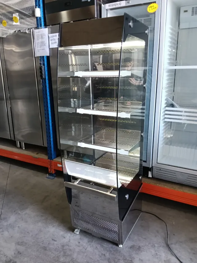 Vitrina mural refrigerada