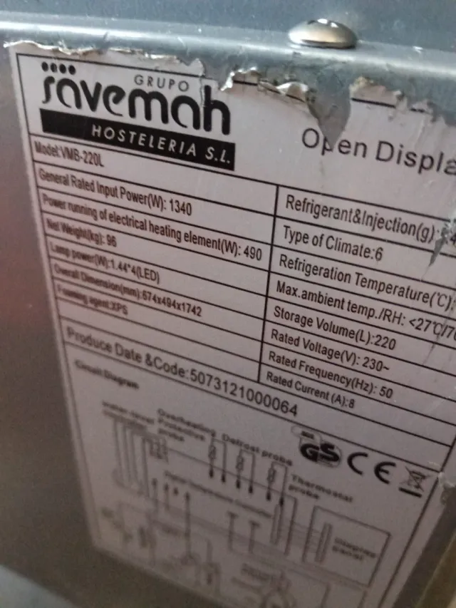 Vitrina mural refrigerada