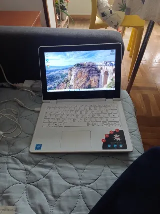 Portátil Lenovo Blanco Plata