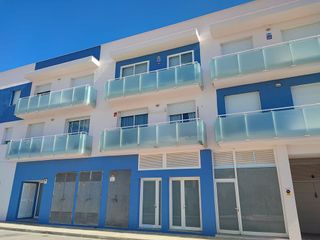 Garaje en alquiler en Deltebre