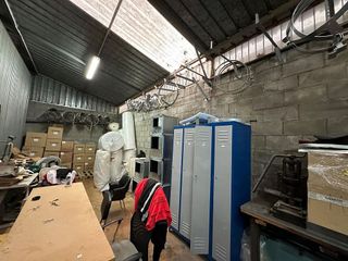 Nave industrial en alquiler en Almeda - El Corte Inglés en Cornellà de Llobregat