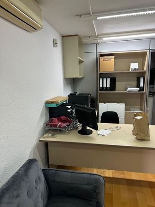 Nave industrial en alquiler en Almeda - El Corte Inglés en Cornellà de Llobregat