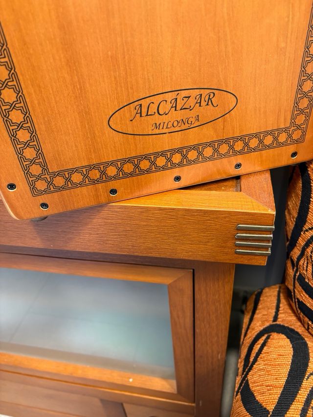 Cajón Alcázar Milonga con funda