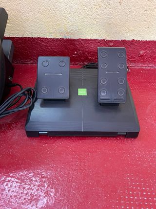 Simulatore Volante e Pedali Logitech G Saitek Farm