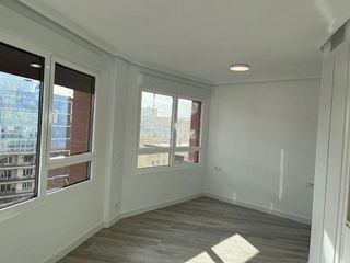 Estudio en alquiler en Vallehermoso en Madrid