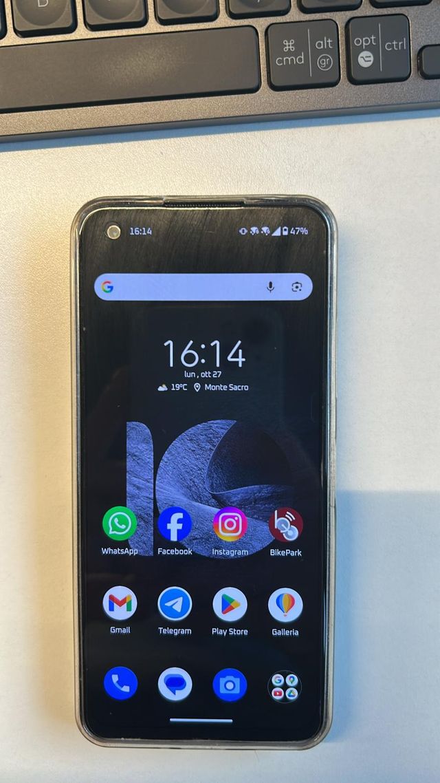 Asus Zenfone 10 (256gb)