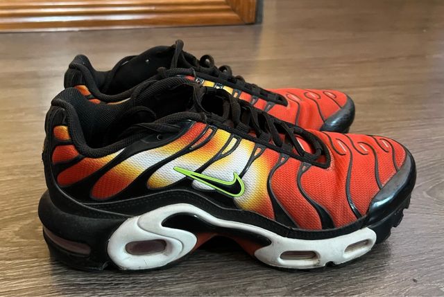 Zapatillas Nike TN rojas