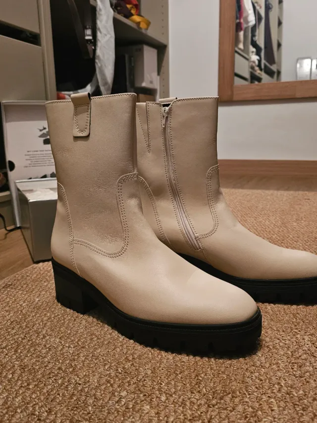 Botines Gabor piel talla 44 (Nuevos)